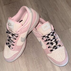 Nike Dunk low LX Pink Foam women’s 9